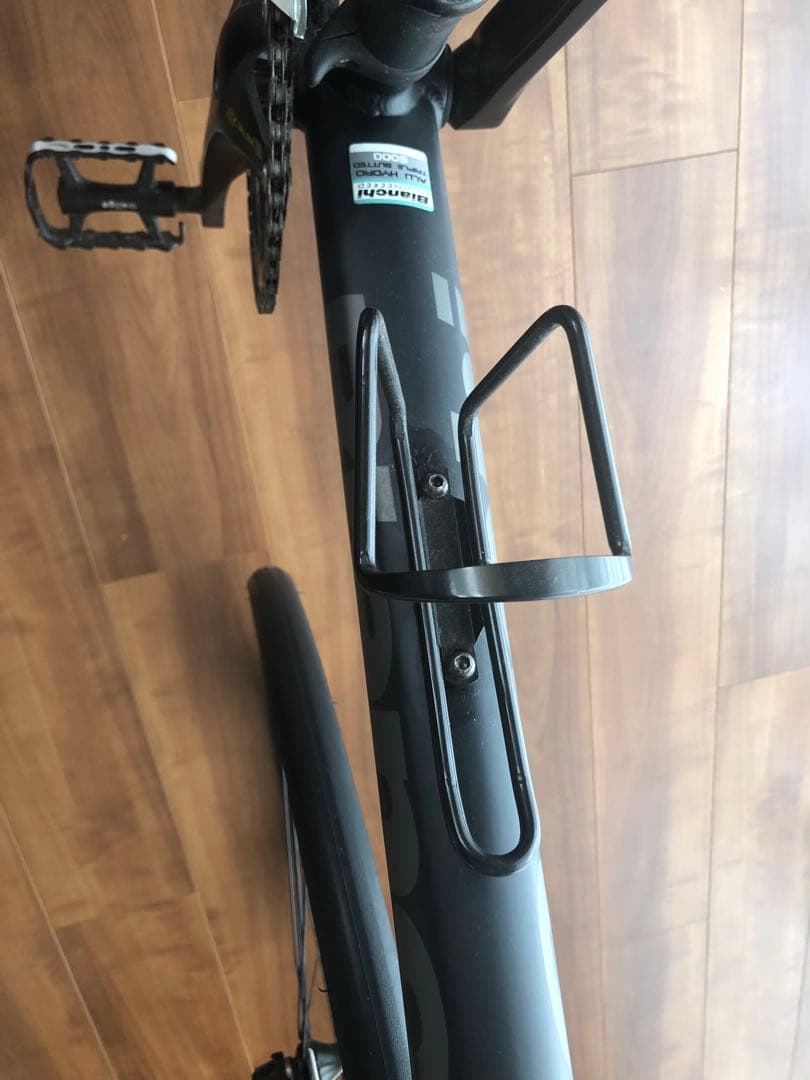 ロードバイクBIANCHI ニローネおまけ付き