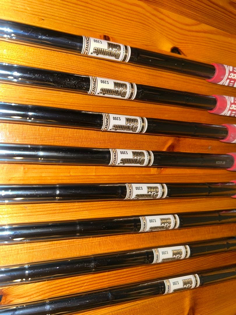 タイトリスト716AP2 3〜P 8本DGS200