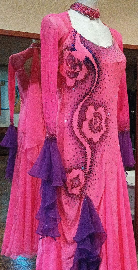 社交ダンスドレス　タカダンス　スタンダードドレス　モダンドレス　ダンス衣装