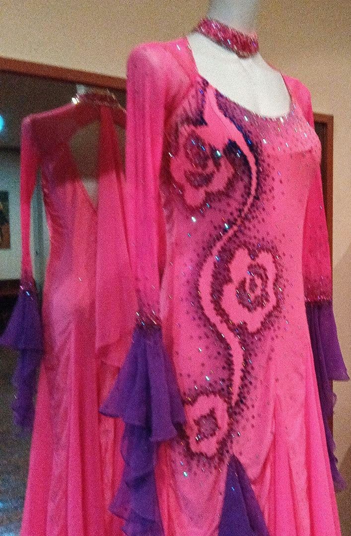 社交ダンスドレス　タカダンス　スタンダードドレス　モダンドレス　ダンス衣装