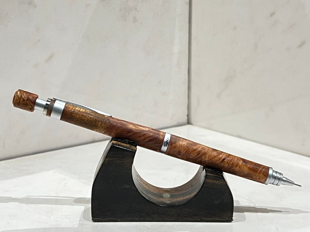 クラゲ　紅白花梨でs20シャーペン0.3mm ノックボタン