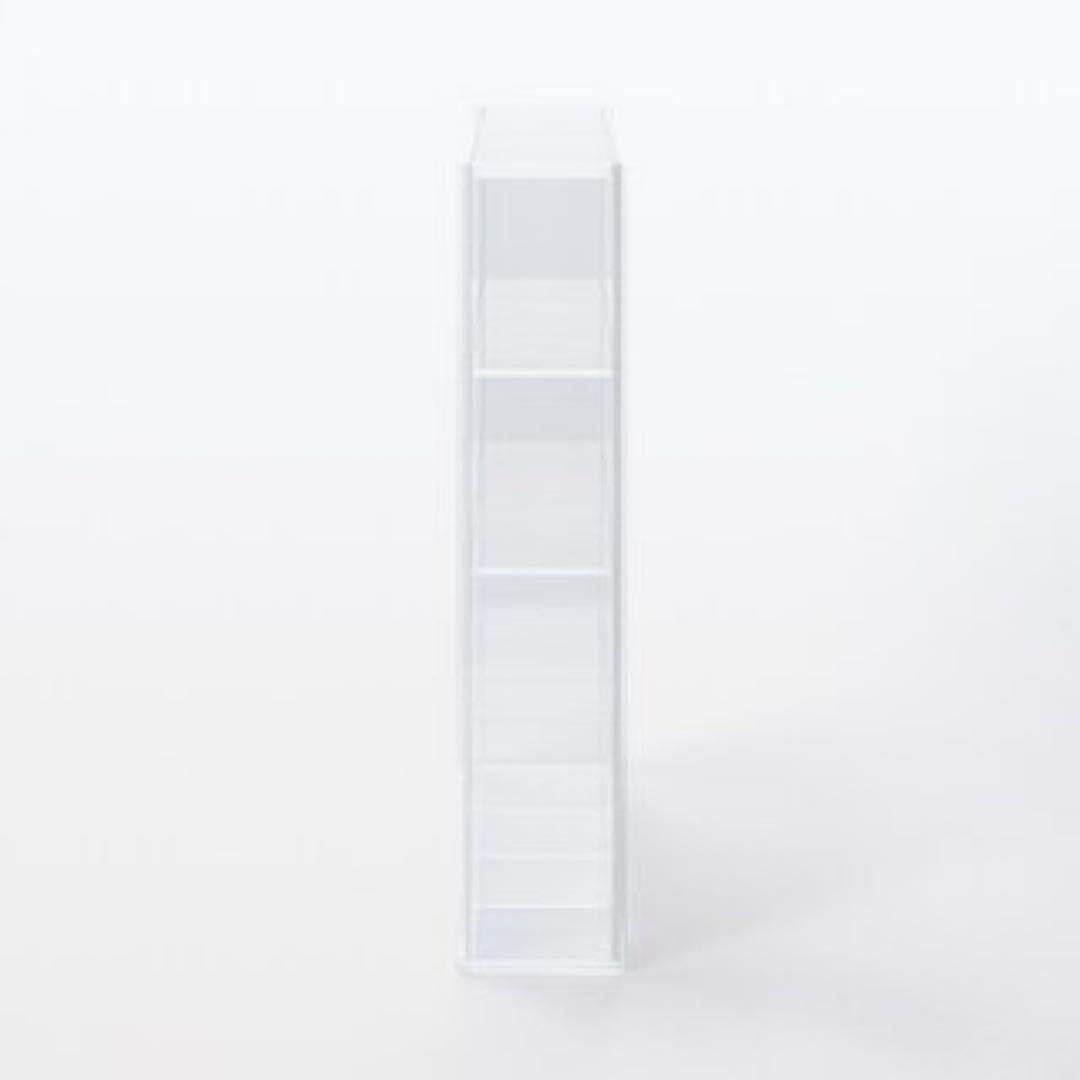無印良品 後ろが透けないアクリルコレクションボックス 4×4 小間 5つ