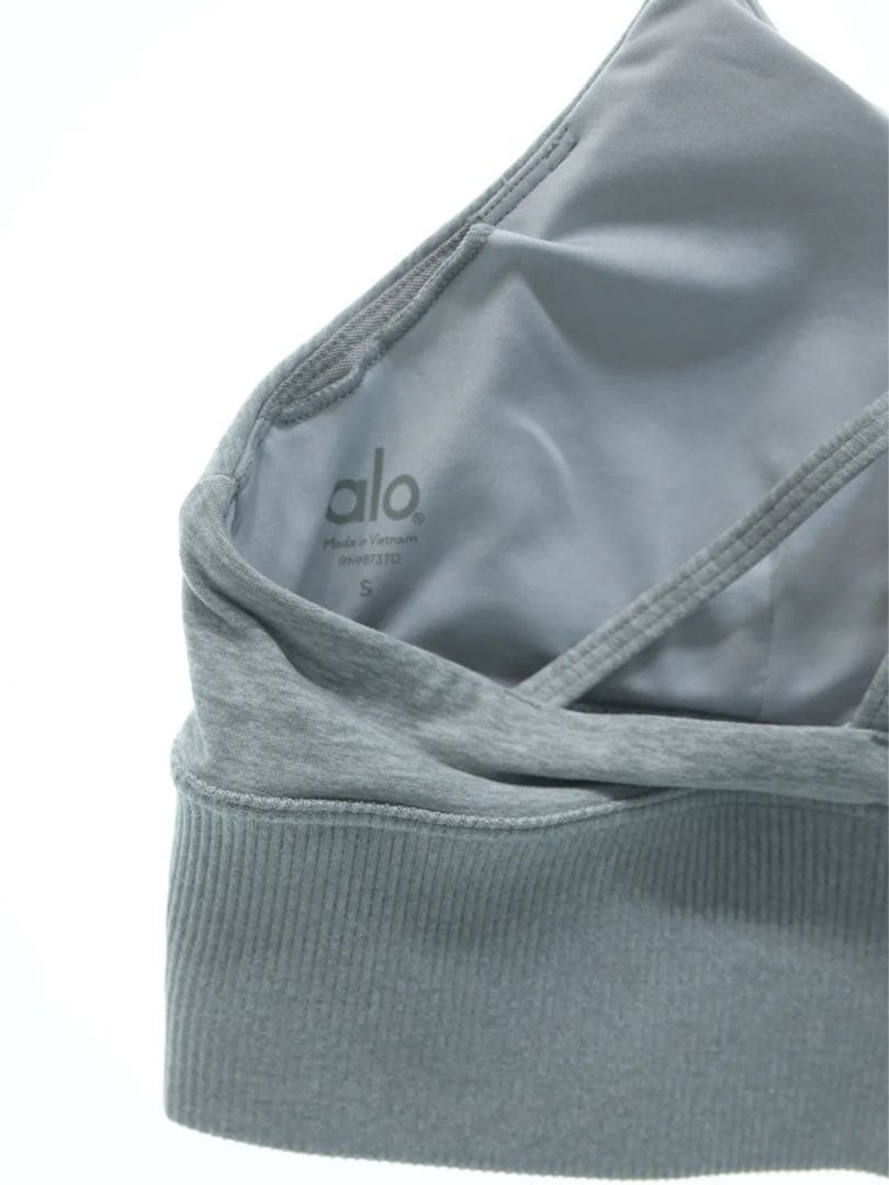 alo yoga アロー ヨガ ブラトップ ショートパンツ セットアップ グレー
