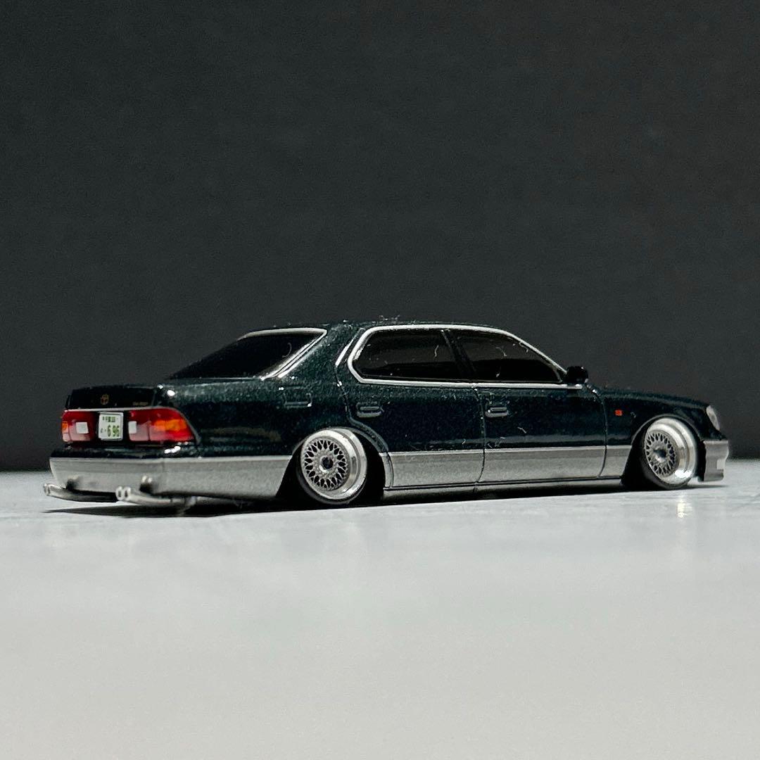 トミカリミテッドヴィンテージネオ　セルシオ改