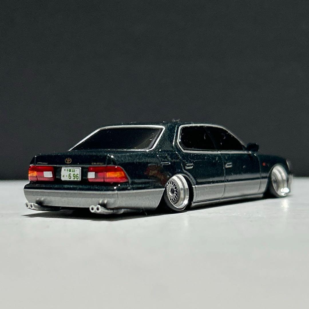 トミカリミテッドヴィンテージネオ　セルシオ改