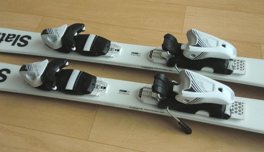 ■■最終特価■送料無料■Slatnar■子供用スキーセット■板120靴22.5■