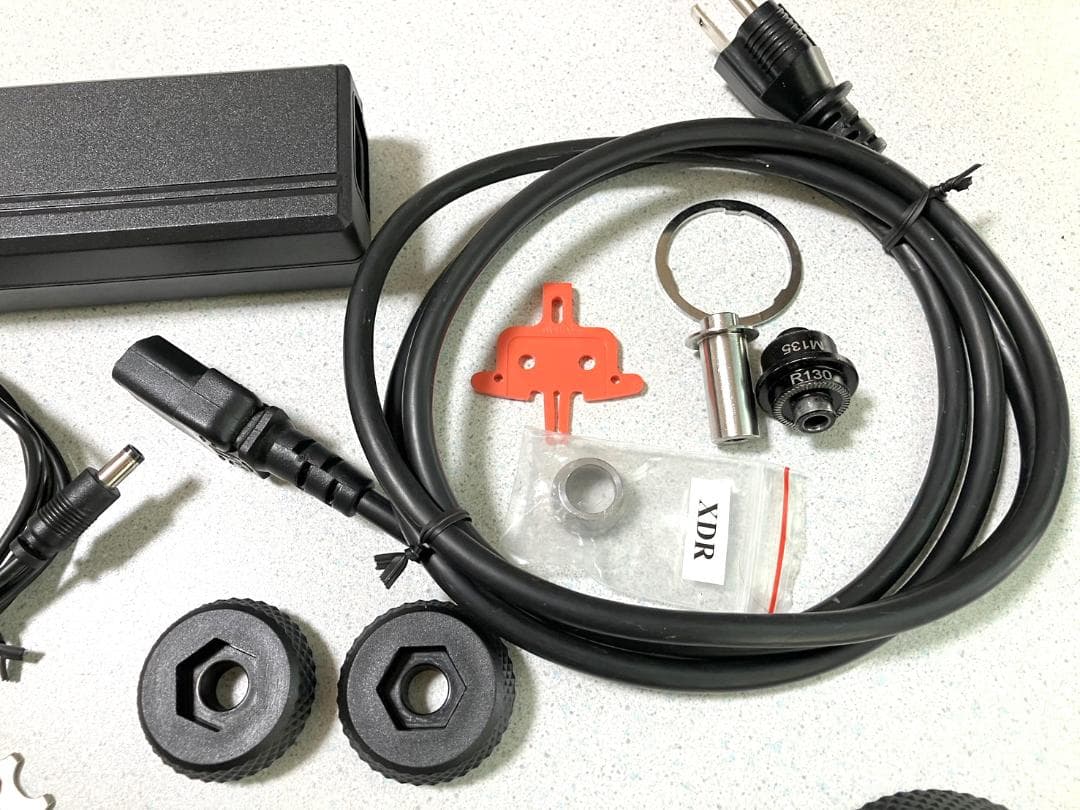 値下げ Wahoo KICKR MOVE バーチャル 固定ローラー