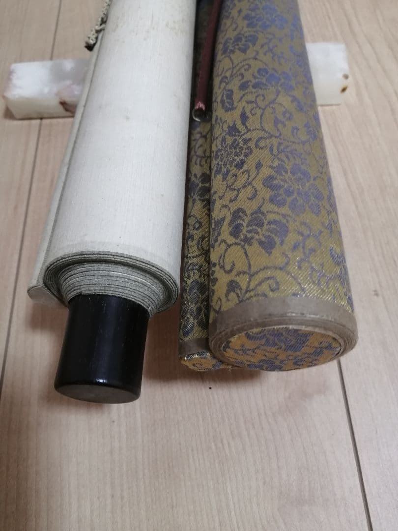 掛軸2本 永圾石埭 (周二）の書 （肉筆） 楊柳青版画 (木版水印画）