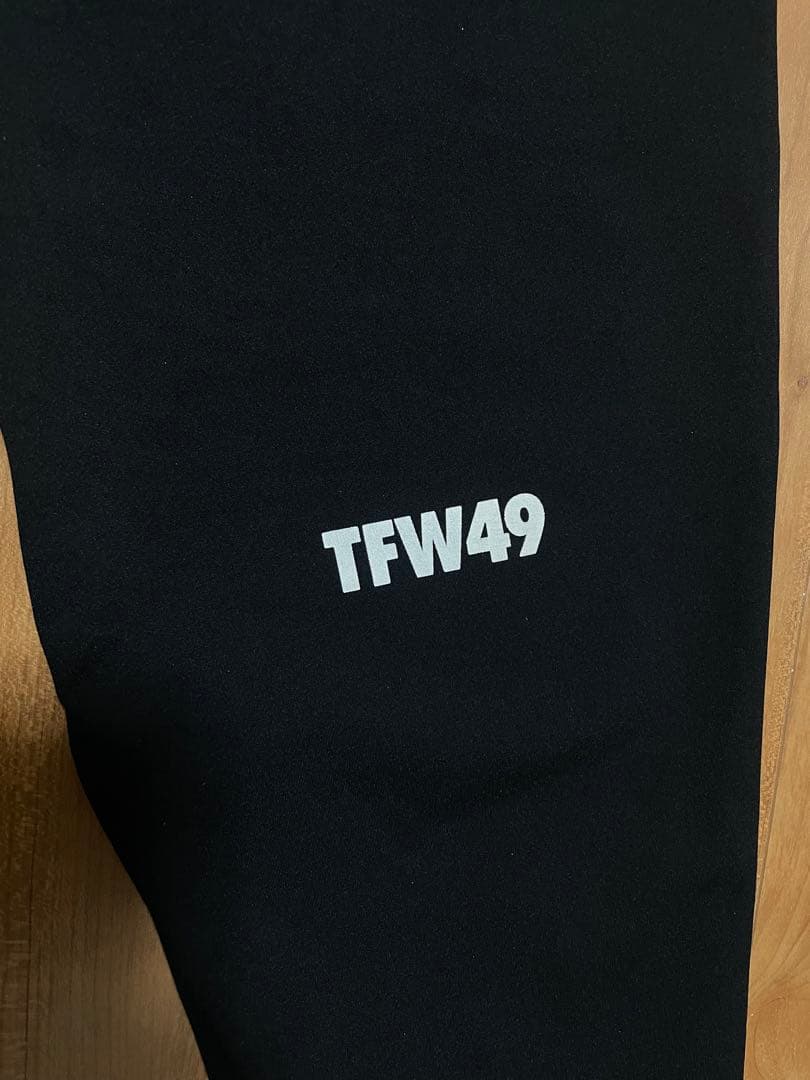 定価8.9万　TFW49 ダウンブルゾン　セットアップ　ゴルフ　ブラック　L