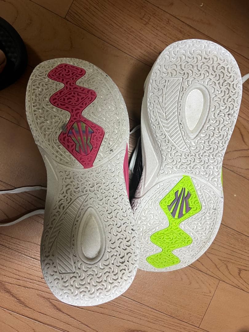 シューズ(男性用) Kyrie Irving 1 anta