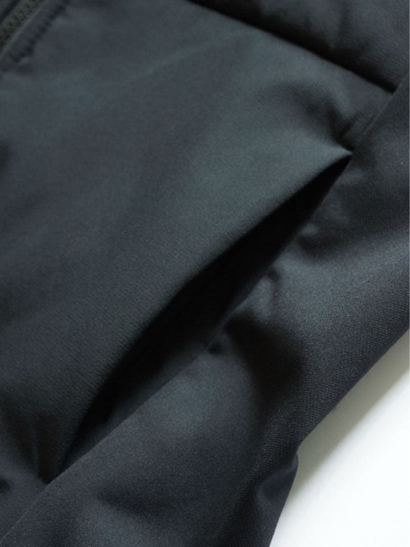 ZIP UP SHIELD WARMER –TFW49 junhashimoto