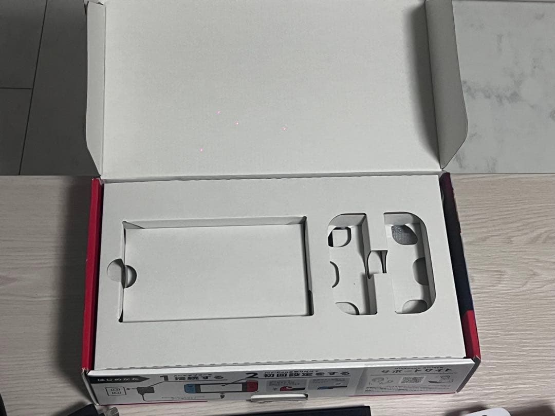 Nintendo Switch 本体 赤/青 Joy-Con 付属