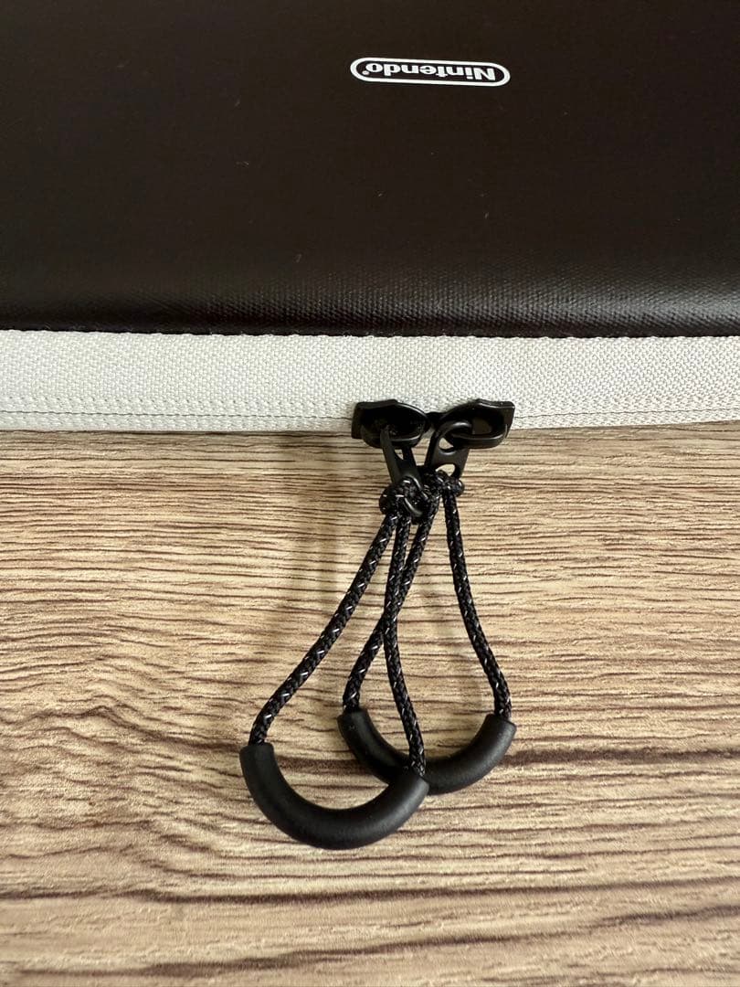 【美品】Switch 有機ELホワイト＋純正キャリングケース　2024年購入