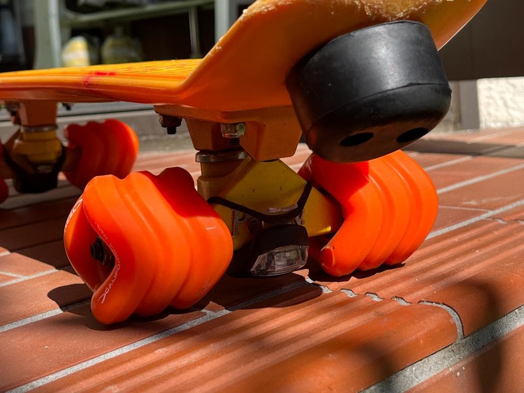 ☆美品☆ FESN カスタム Penny 22インチ シャークウィール60㎜