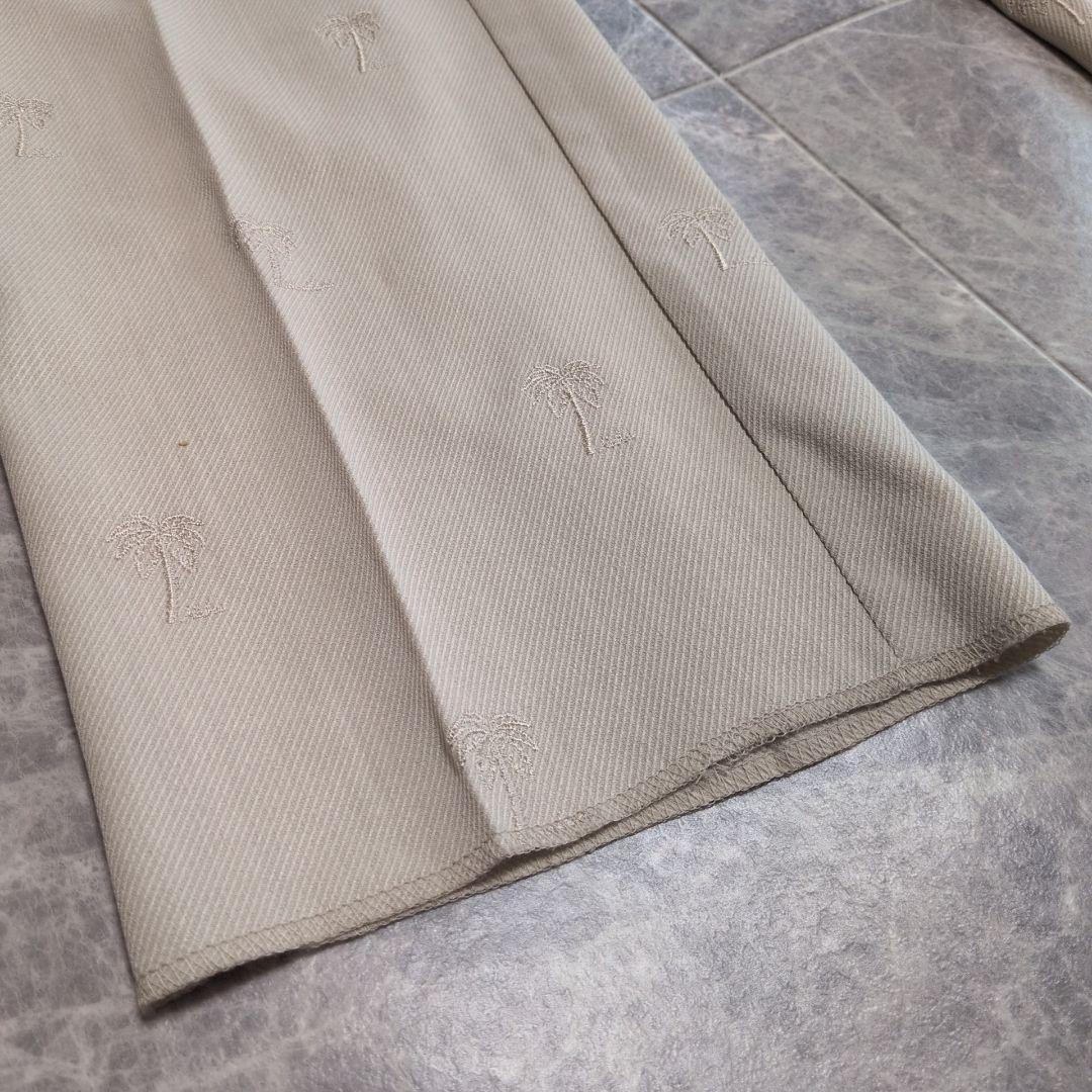 【未使用タグ付】キャロウェイ XL ゴルフパンツ 総柄 ヤシの木 刺繍