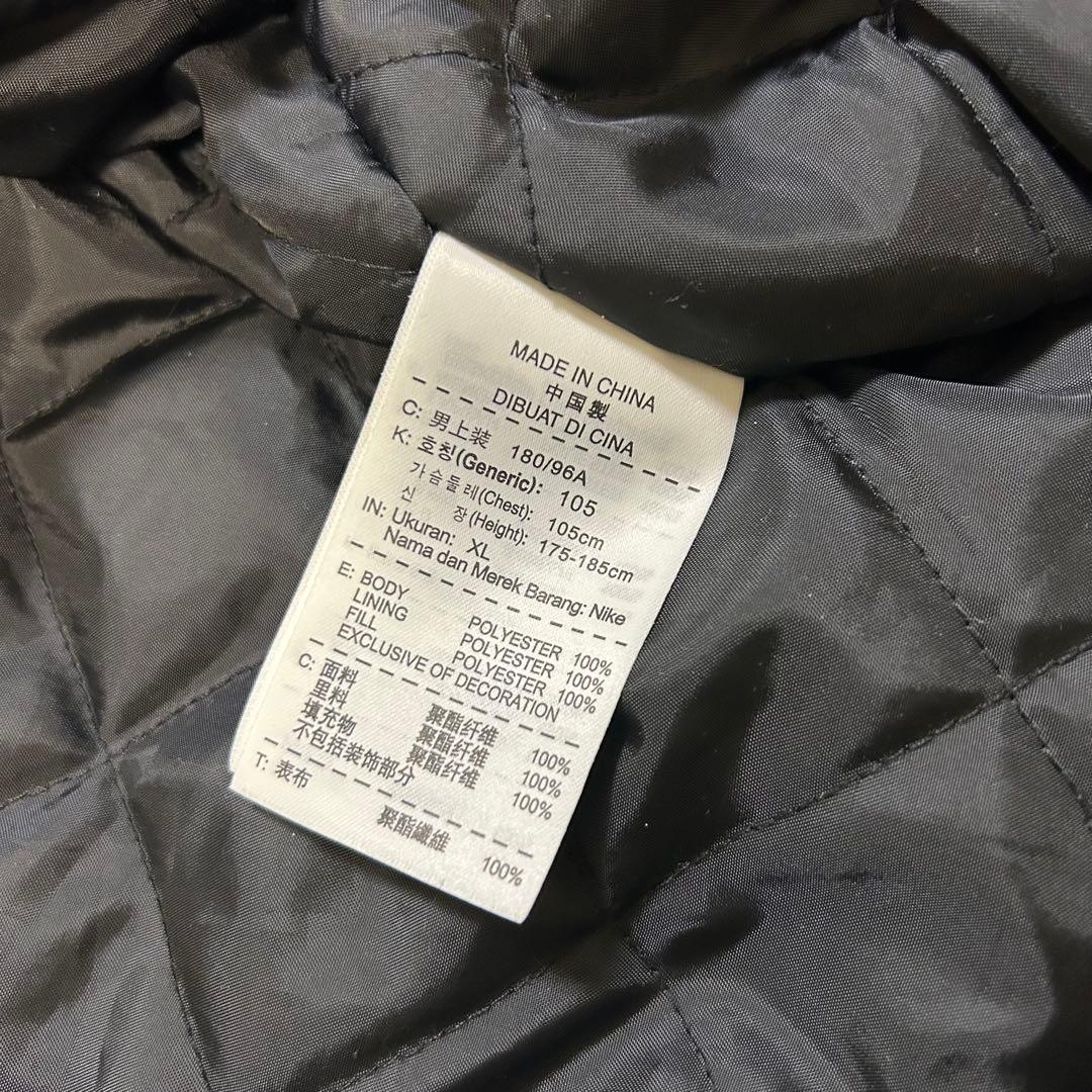 NIKE ナイキ　ベンチコート　ブラック　XL ゴールド刺繍　背面スウッシュ