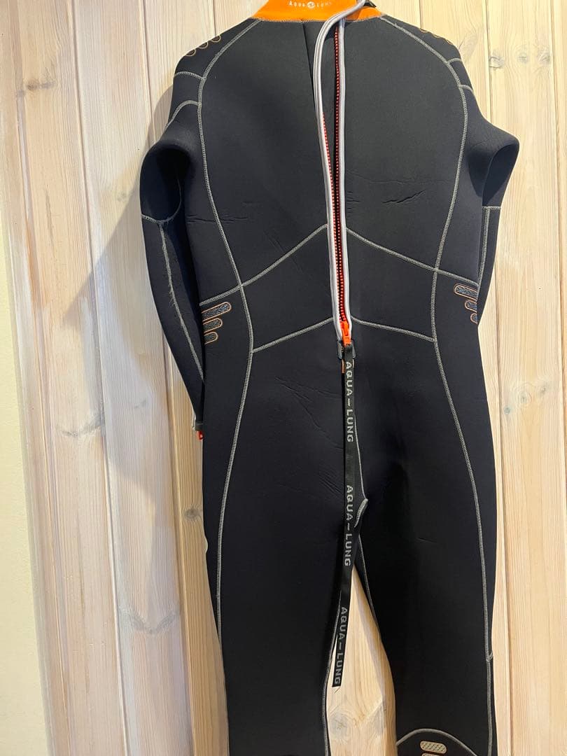 う*み様 アクアラング5.5ミリウエットスーツ　XL