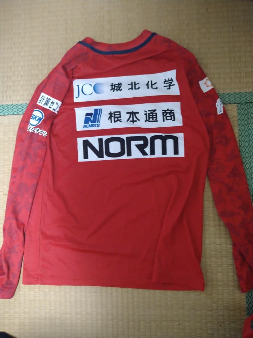 6*y様 いわきFC２０２４年長袖サッカーシャツ 赤色 スポンサー付き
