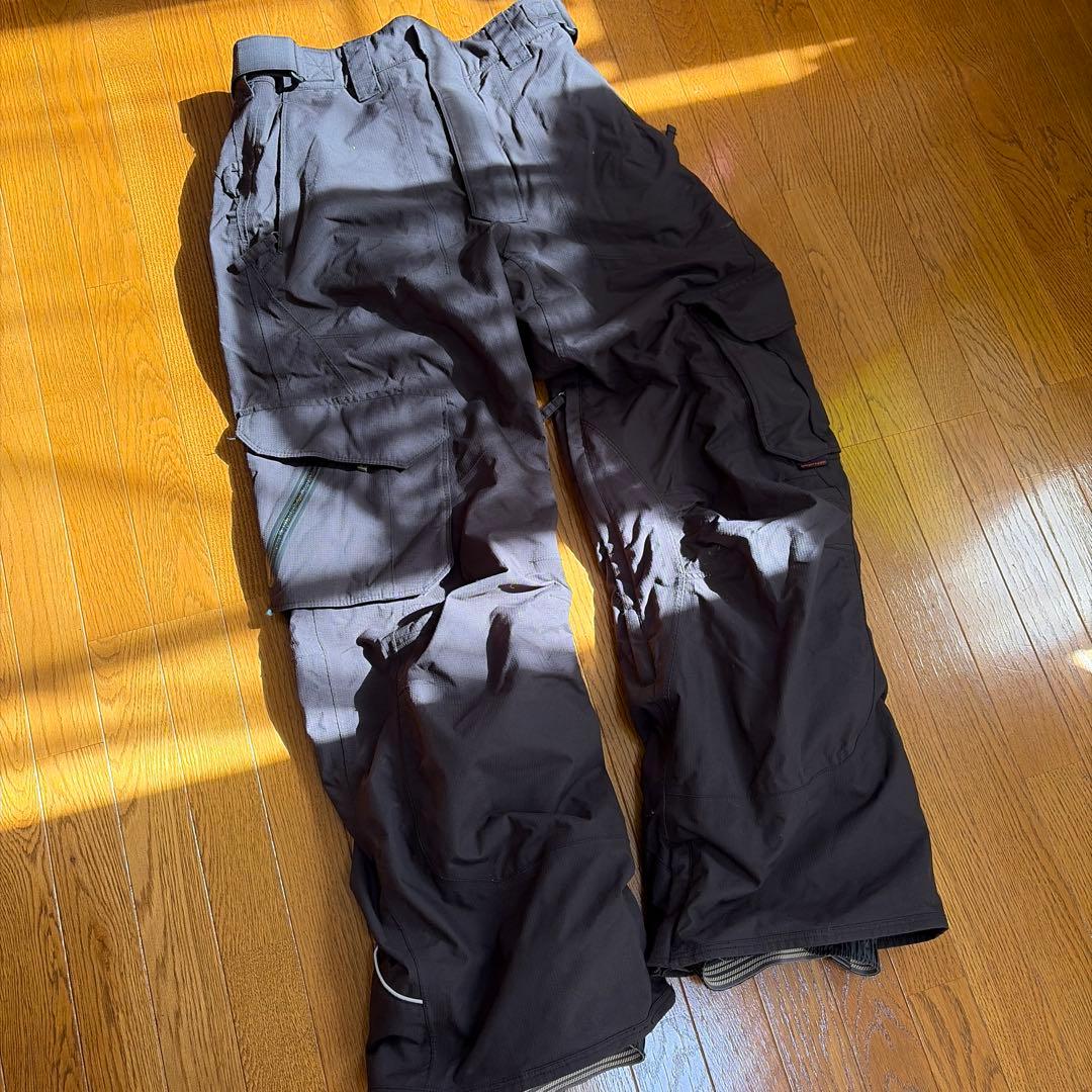 L ロジャーエーガー ポケット多数 収納力抜群 機能的 スキーウェア メンズ