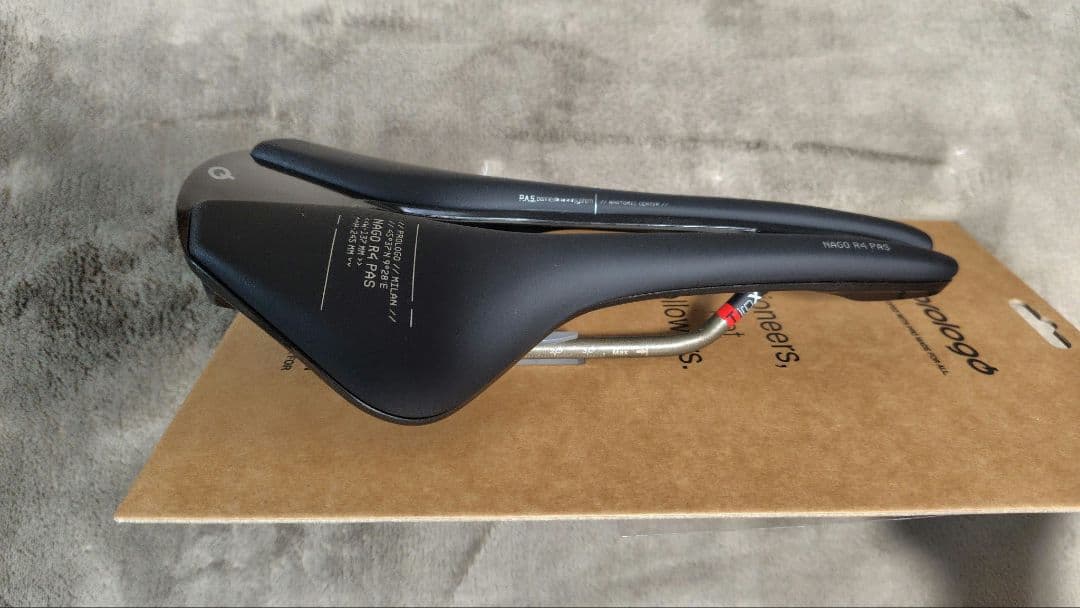 再値下げ☆Prologo　サドル