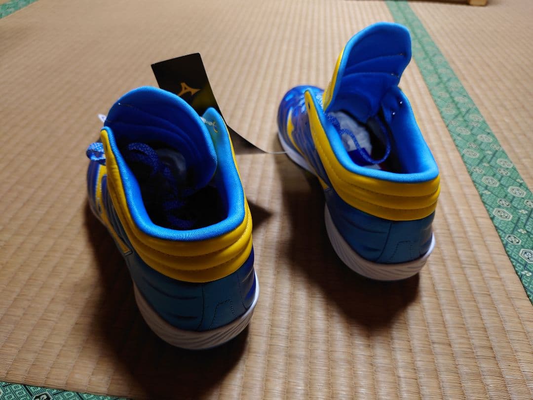 新品未使用 クッションレボプロ MID 27cm