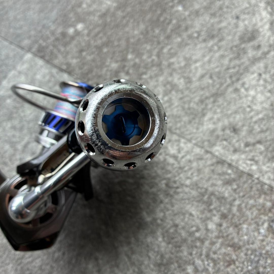 ダイワ 10ソルティガ 4000H SALTIGA スピニングリール