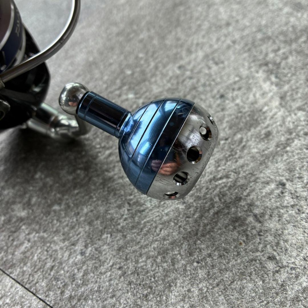 ダイワ 10ソルティガ 4000H SALTIGA スピニングリール