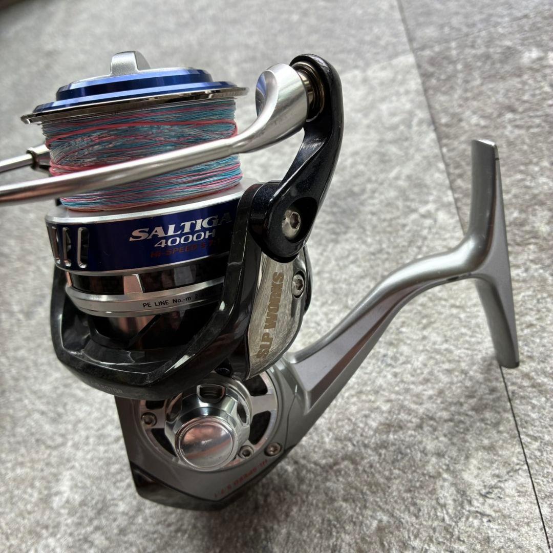 ダイワ 10ソルティガ 4000H SALTIGA スピニングリール