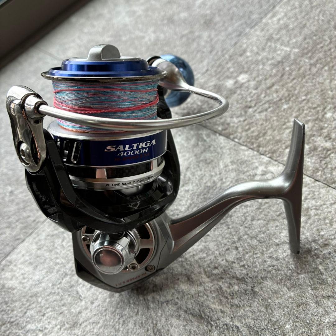 ダイワ 10ソルティガ 4000H SALTIGA スピニングリール