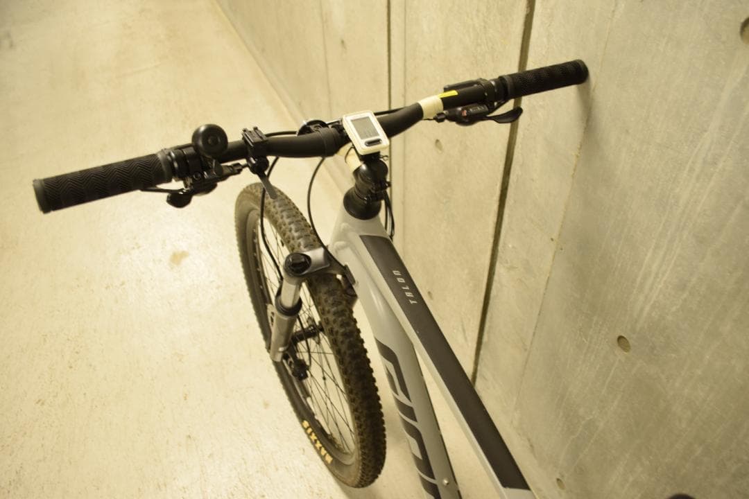 自転車本体 GIANT Bicycles | TALON 2