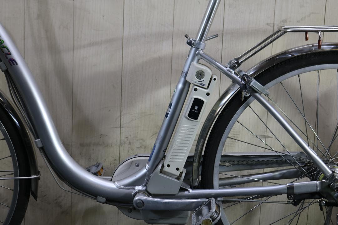 SANYO ENACLE CY-SN263DK 3.1AH３段26型SILVER