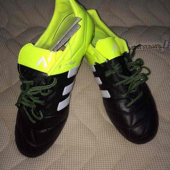 セット売り、adidasサッカースパイクace&X