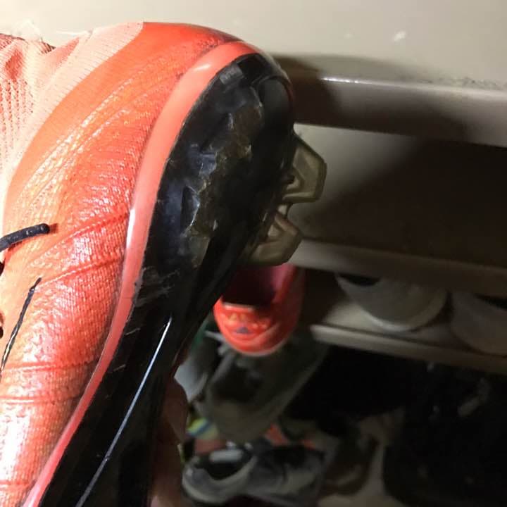 スーパーフライナイキ