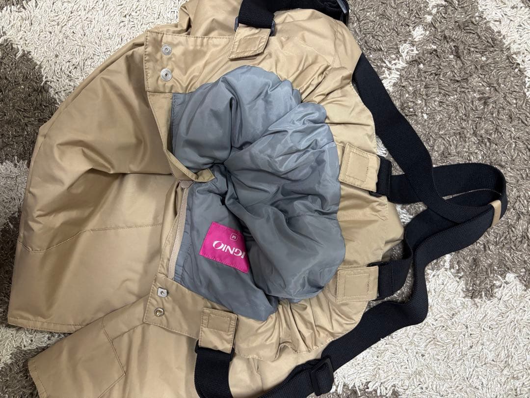 イグニオ　レディース　Mサイズ　スキーウェア　スキーウエア　IGNIO 160