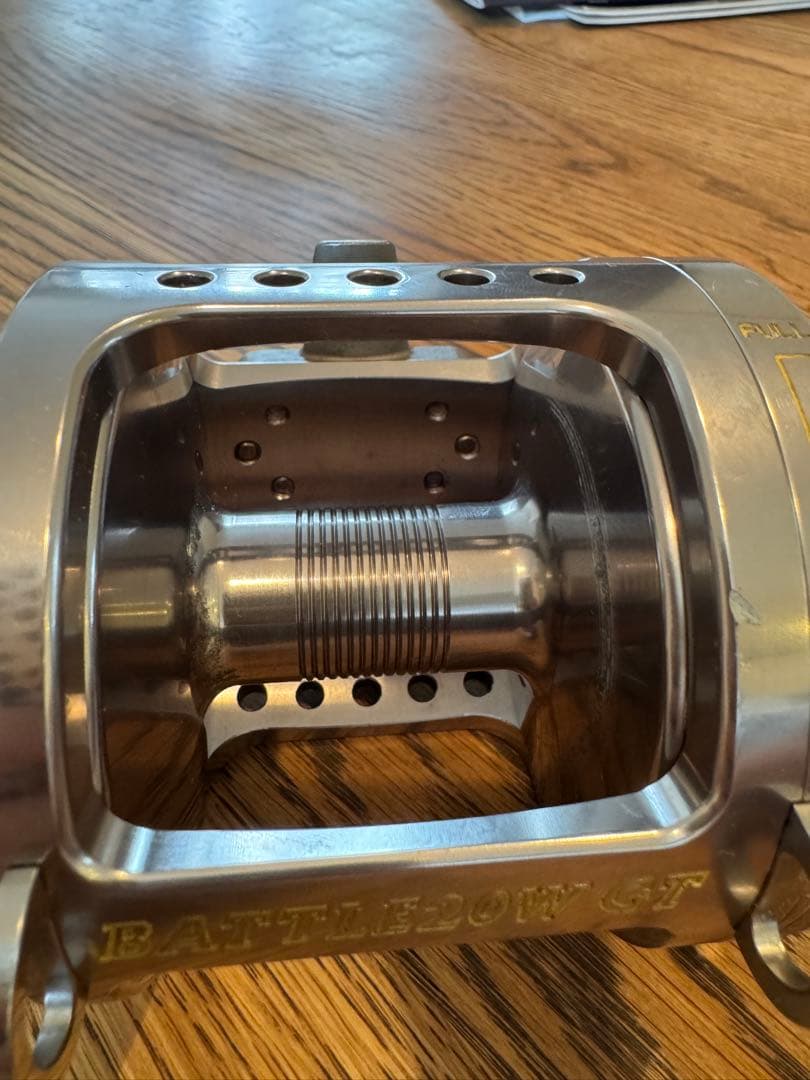 BATTLE20W GT 両軸リール