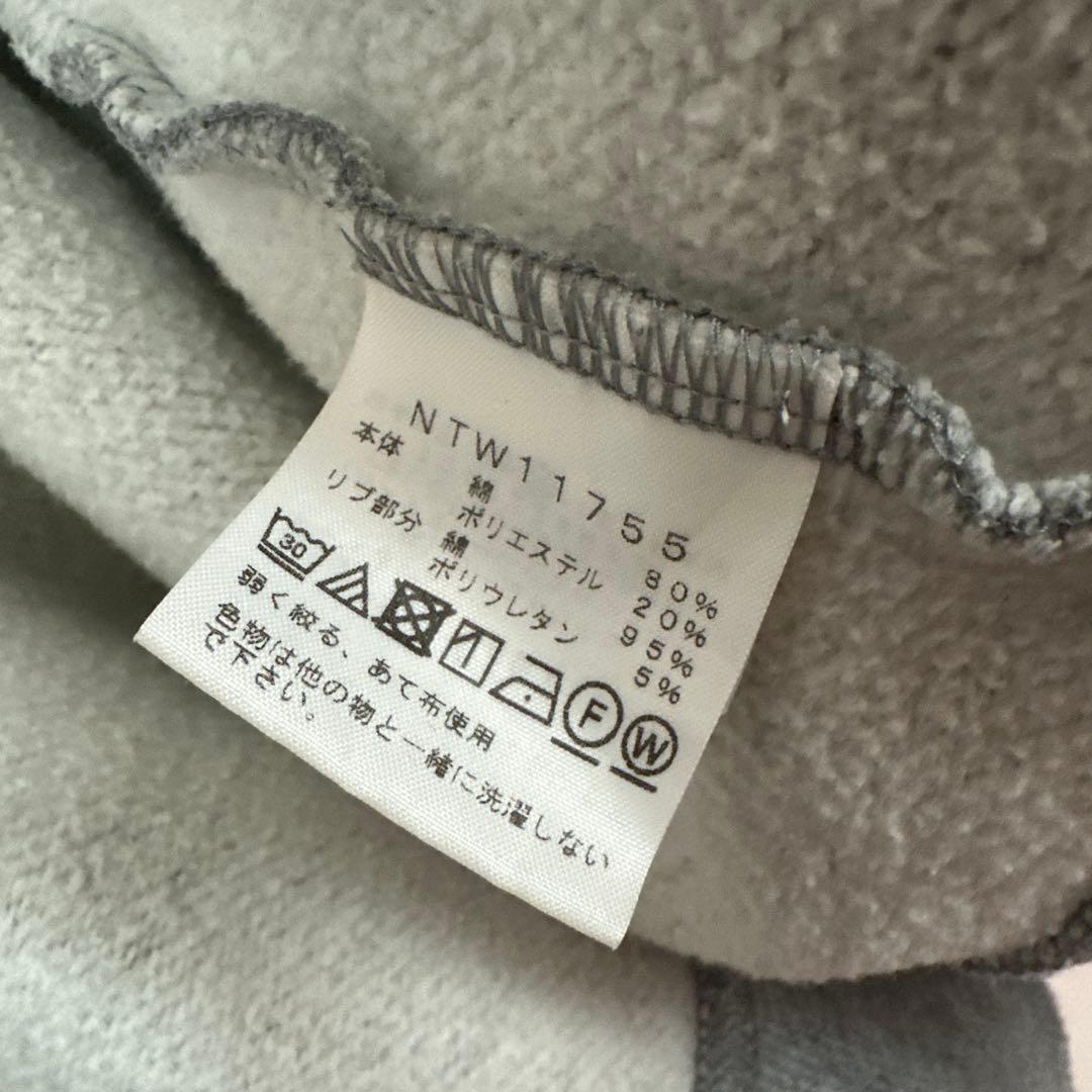 THE NORTH FACE グレー フード付きパーカー　刺繍ロゴ