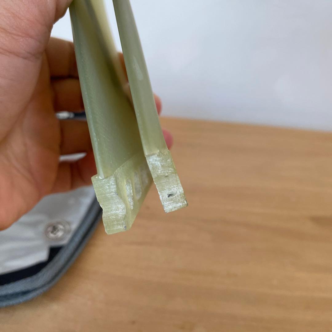 AIPE アイパ　ツインフィン　フューチャーフィン ケース付