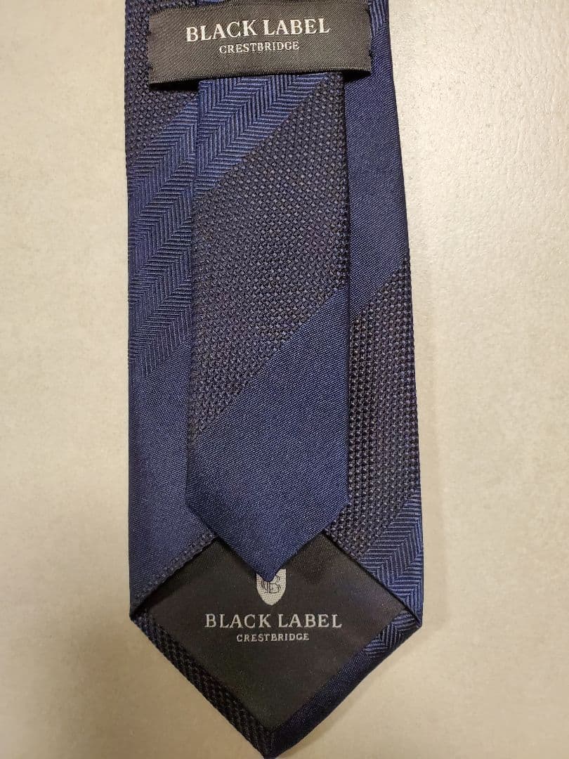 【新品】ブラックレーベルクレストブリッジ　ネクタイ　ネイビー　バーバリー