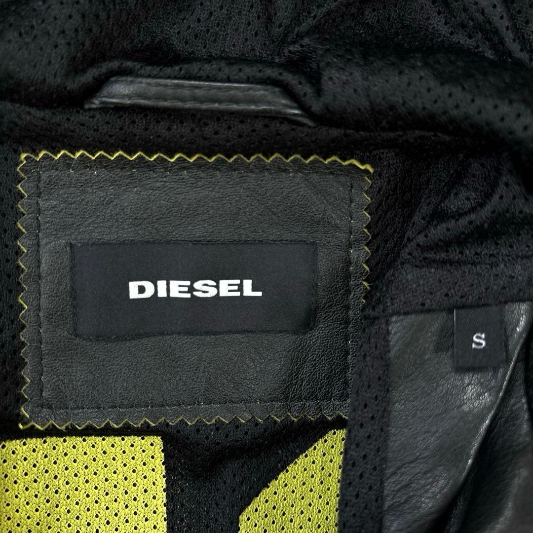 ✨美品✨ディーゼル　レザージャケット　パーカー　パンチング加工　ジップ　ブラック