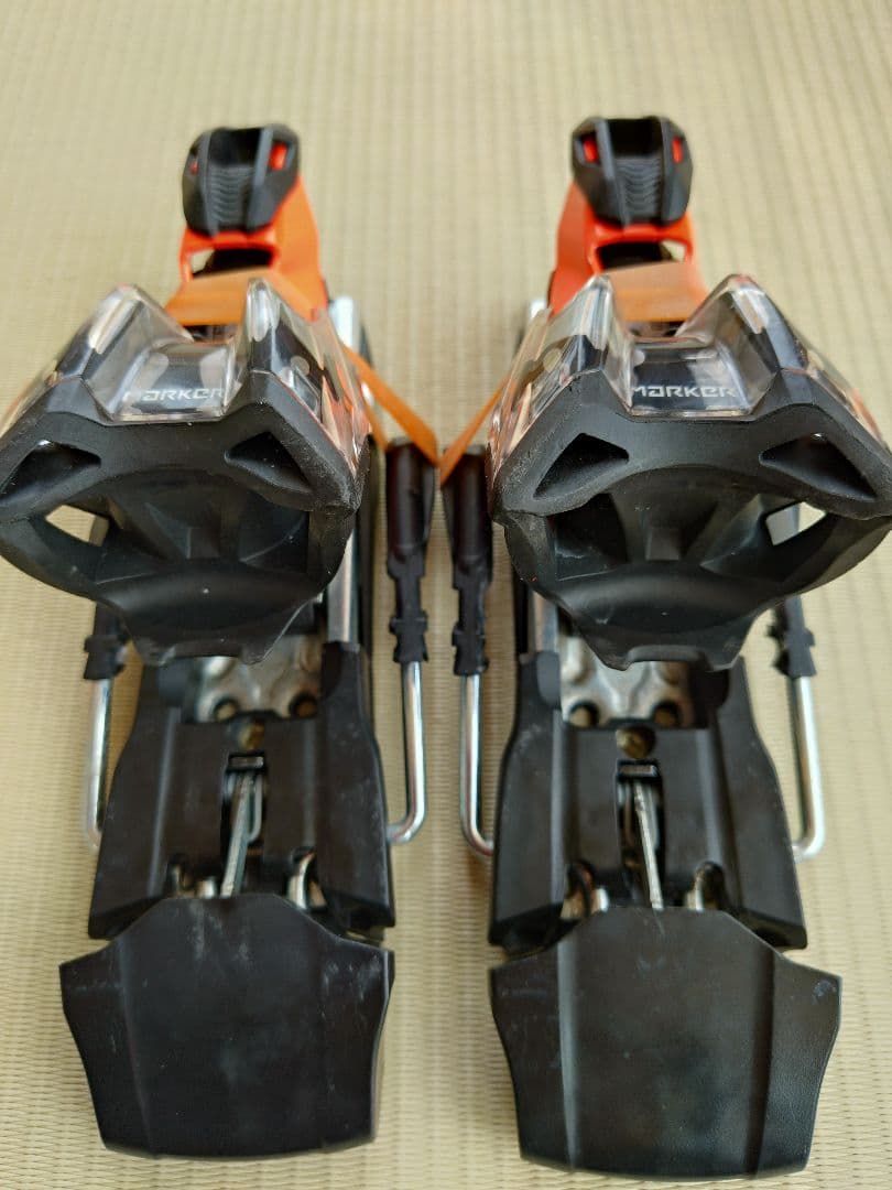 Marker XCOMP 16 ビンディング