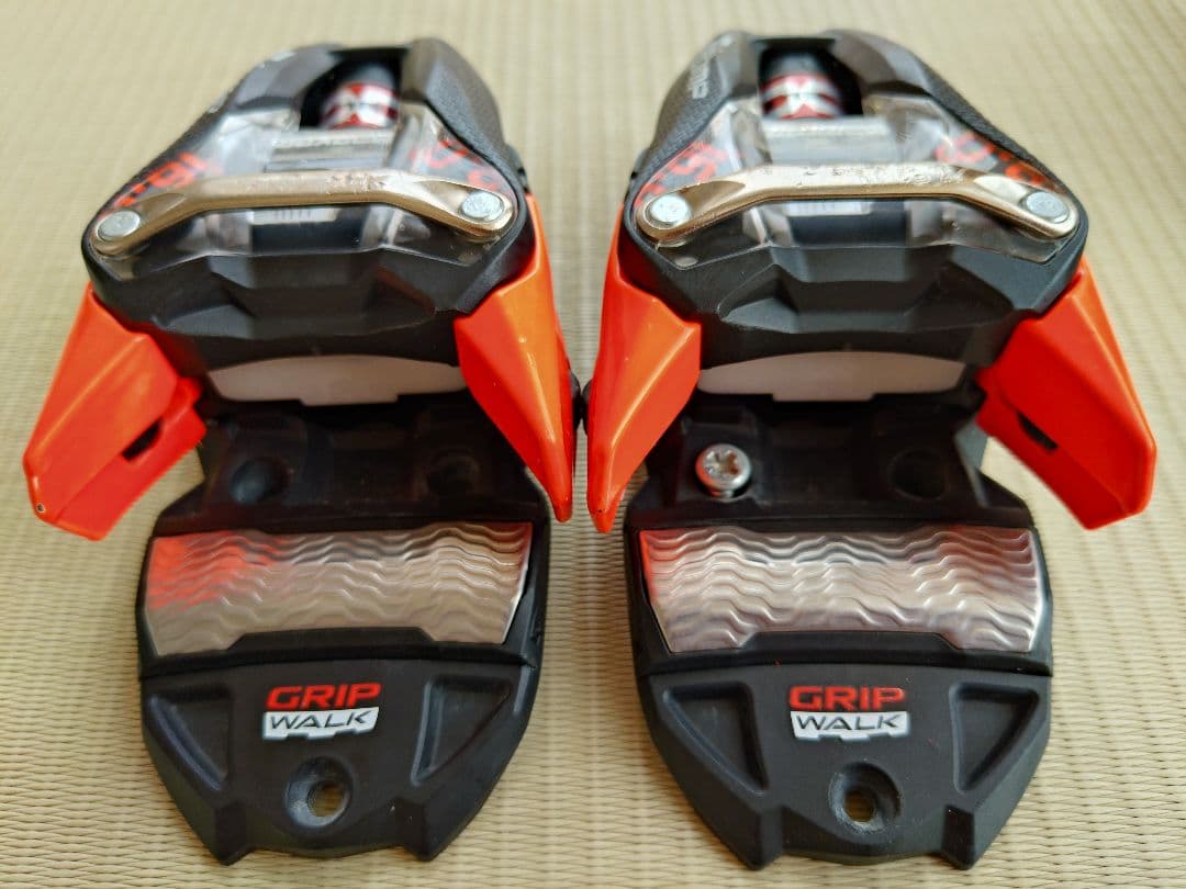 Marker XCOMP 16 ビンディング