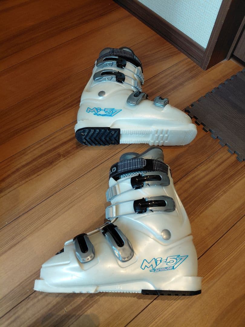 ✨綺麗✨BLIZZARD 学生・小柄な男女兼用/スキーセット・メンテ・WAX済✔