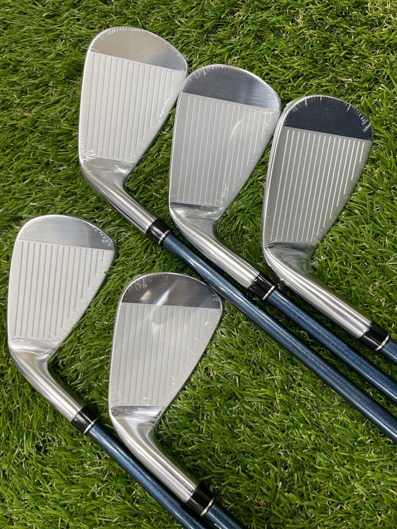 ゼクシオ14プラスアイアン　5本セット　カーボンS