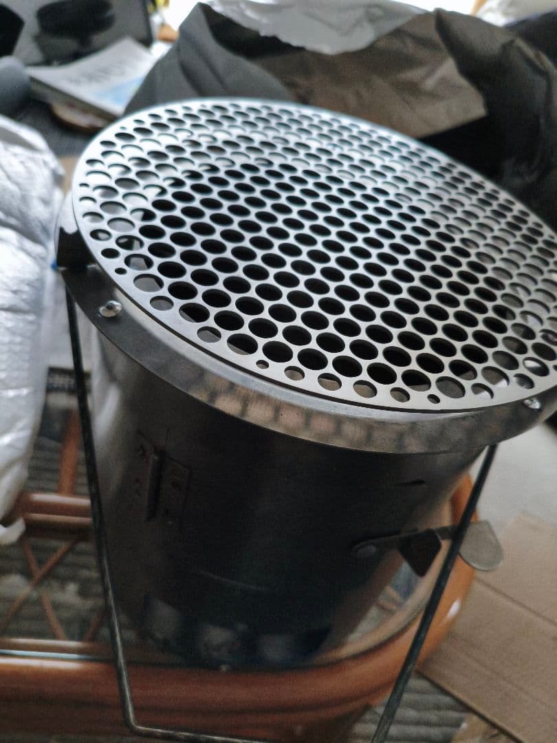 高耐久ステンレス網付／縦約27×横約25cm丁度よいカマド／焚き火台／軽量設計