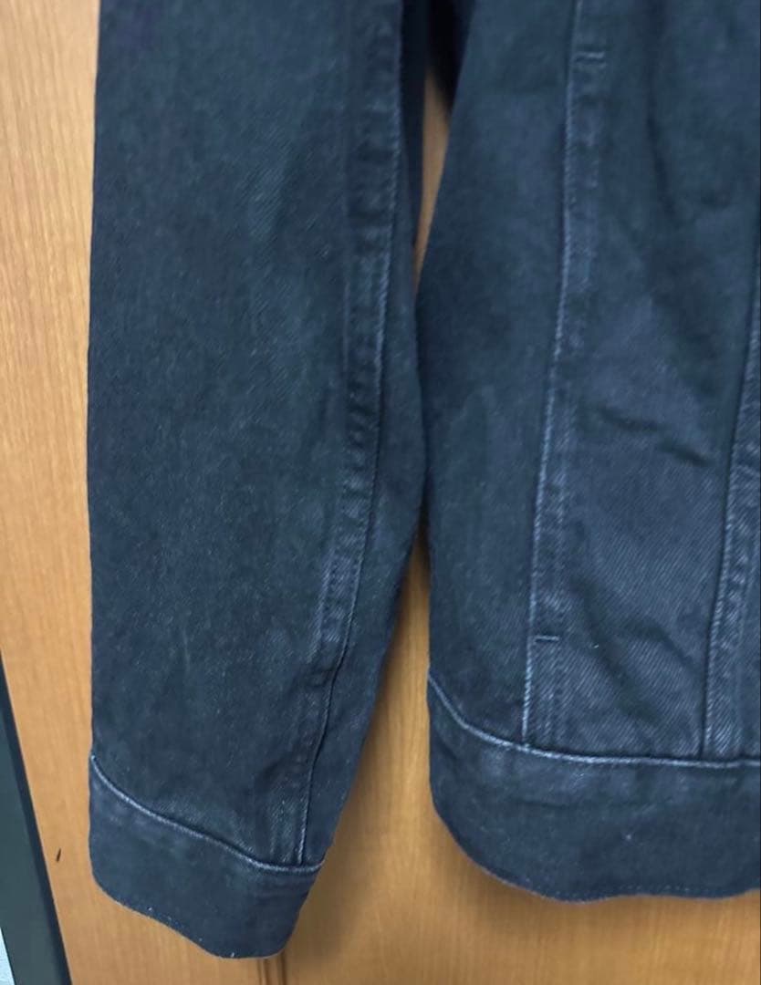 O*魂様 【新品】お買い得！カルバンクライン　ブラック　デニムジャケットBTS