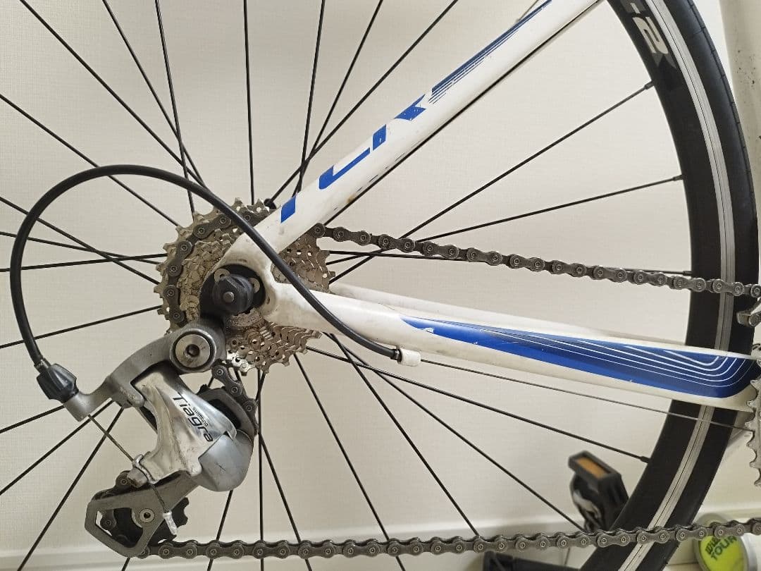 ［引越しのため、値下げ］Giant ロードバイク ホワイト/ブルー