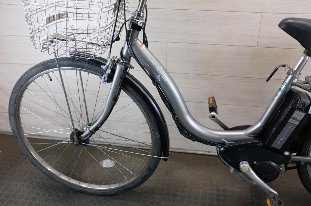 電動自転車ヤマハPAS　26インチ　3段　8.9Ah充電器あり