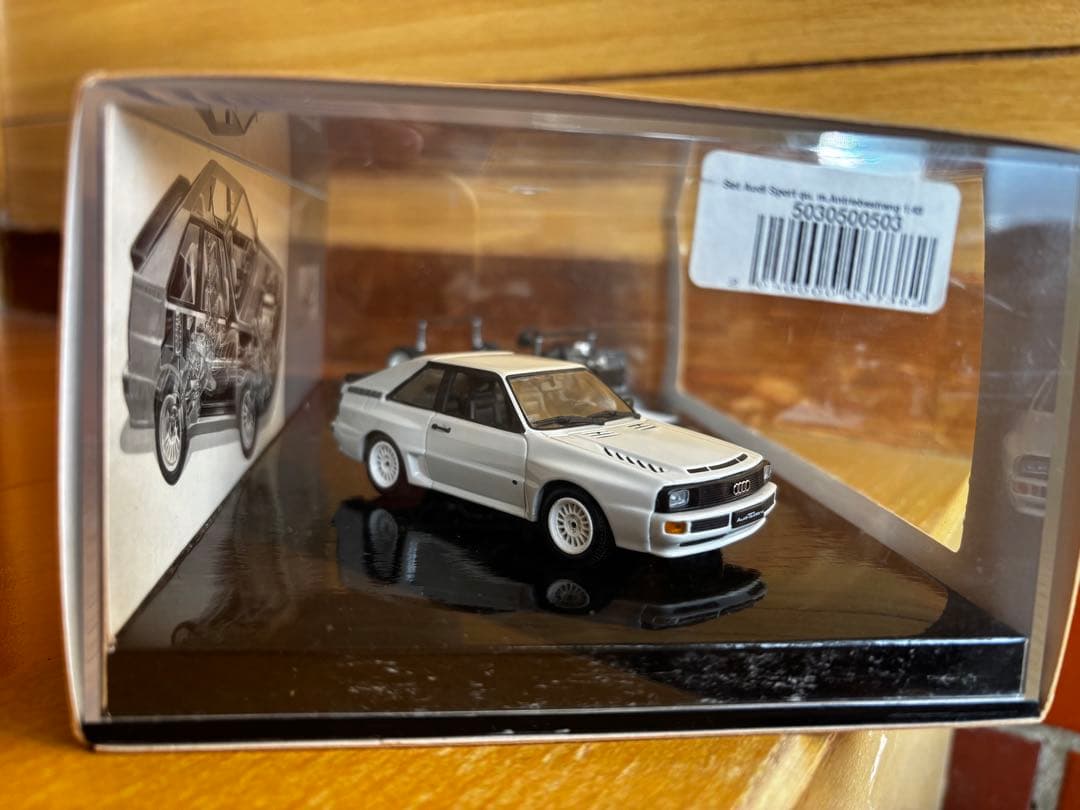 Audi Sport quattro 1985 ミニカー 1/43