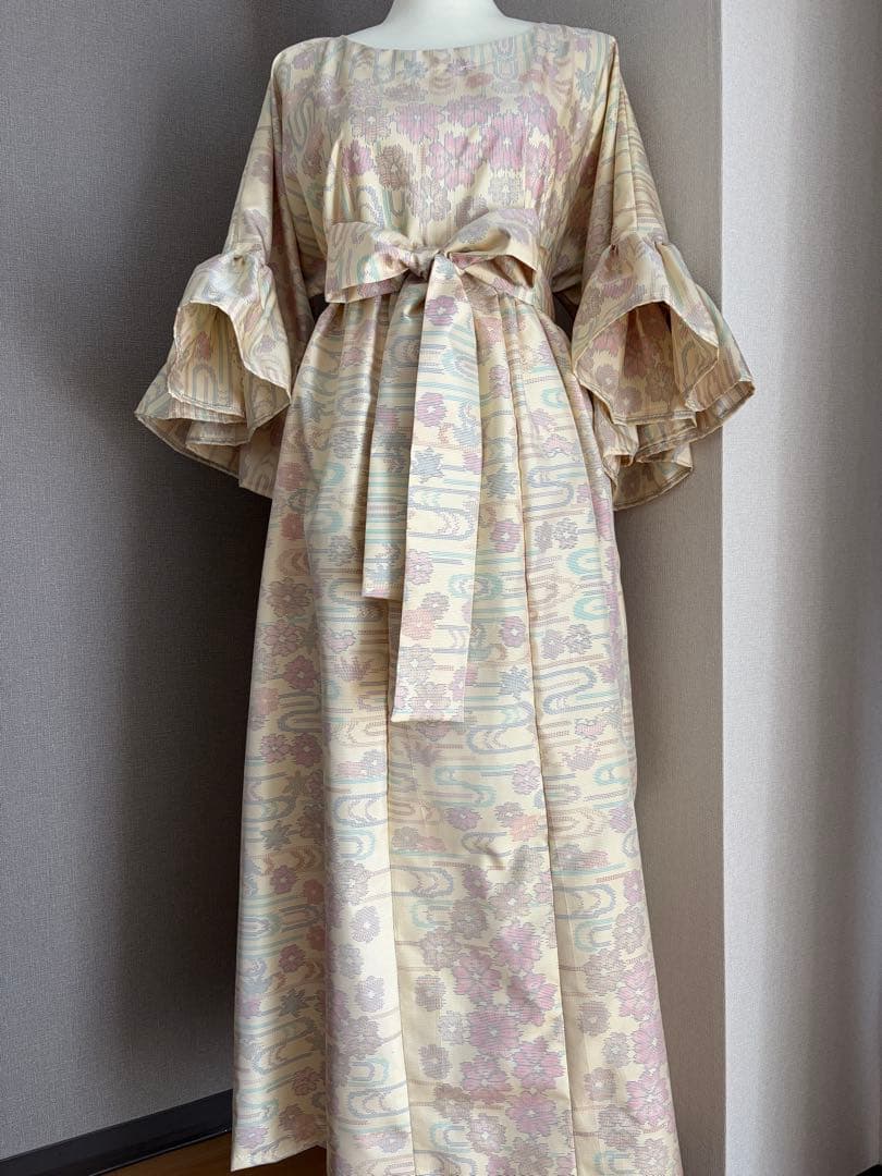 ★着物リメイク★　色大島紬　フリル袖のゆったりワンピ　河面の桜