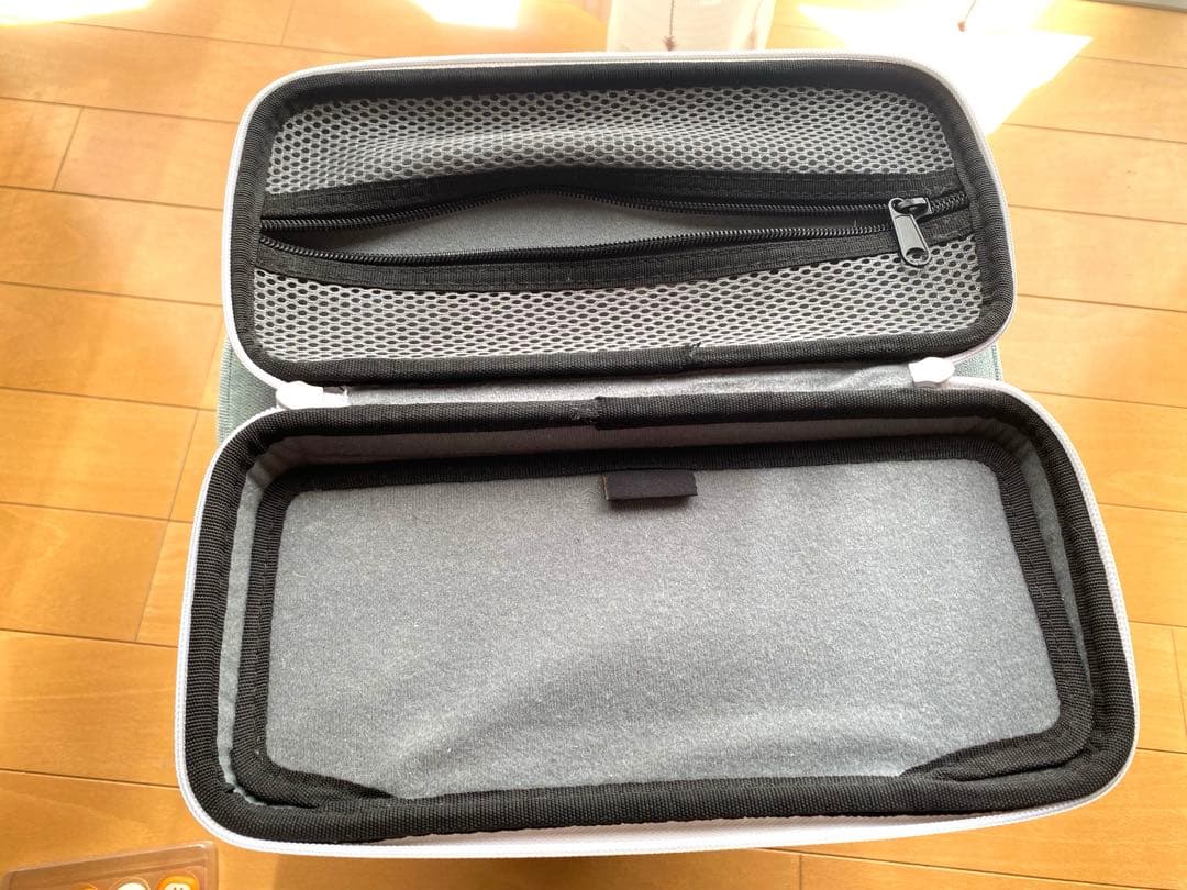 Nintendo Switch Lite イエロー本体 カービィケース付